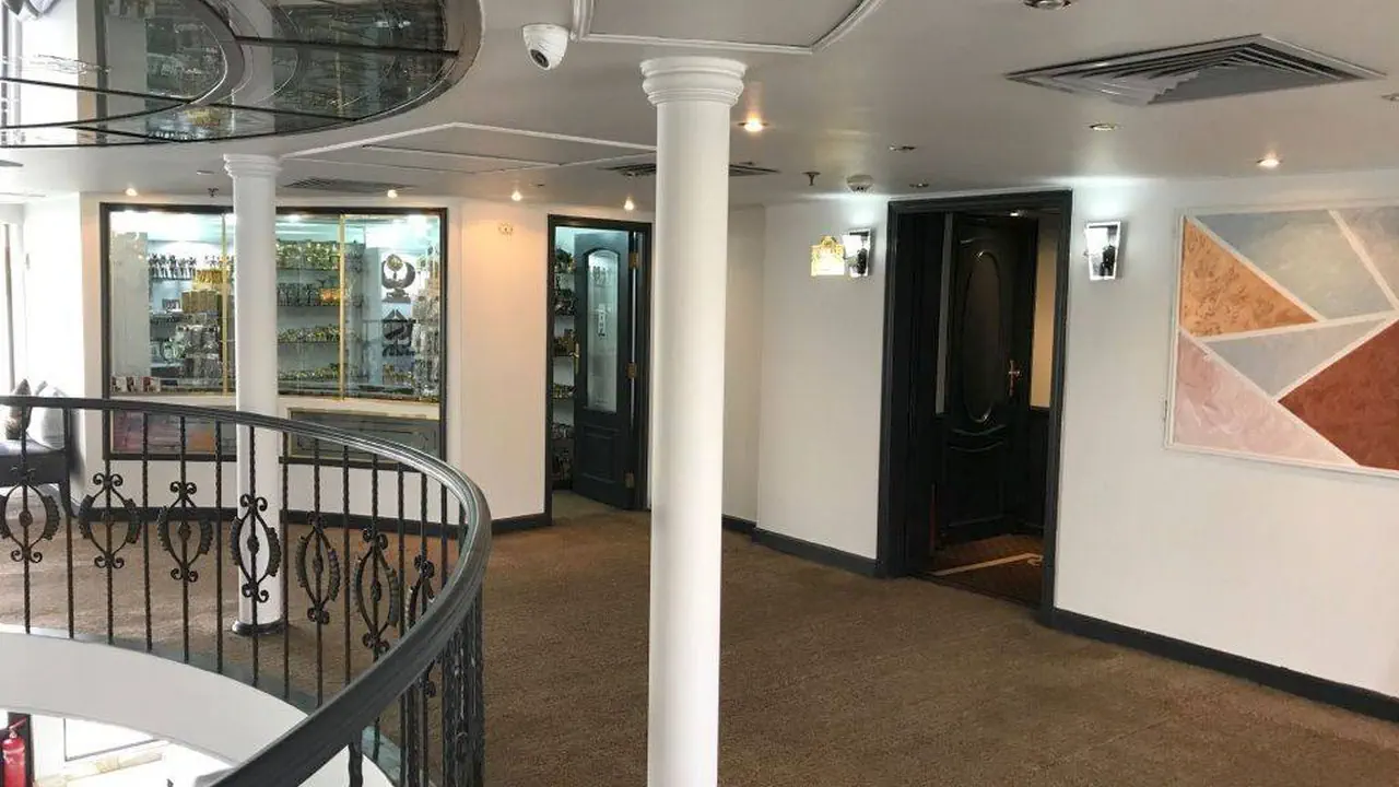 رحلة الباخرة نايل دولفين